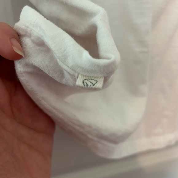 Basic white tee - Picture 2 of 3